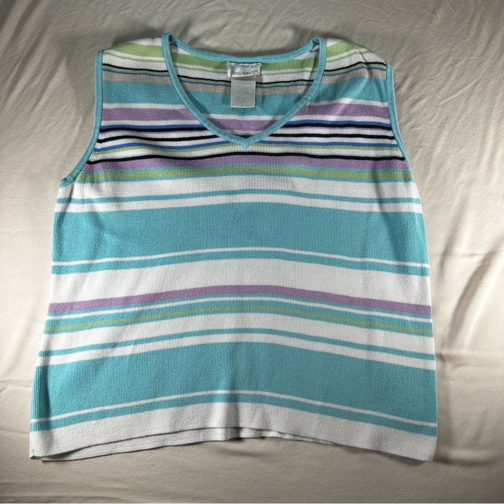Striped sweater vest Sz M. preppy vintage cottagecore normcore coastal grandma